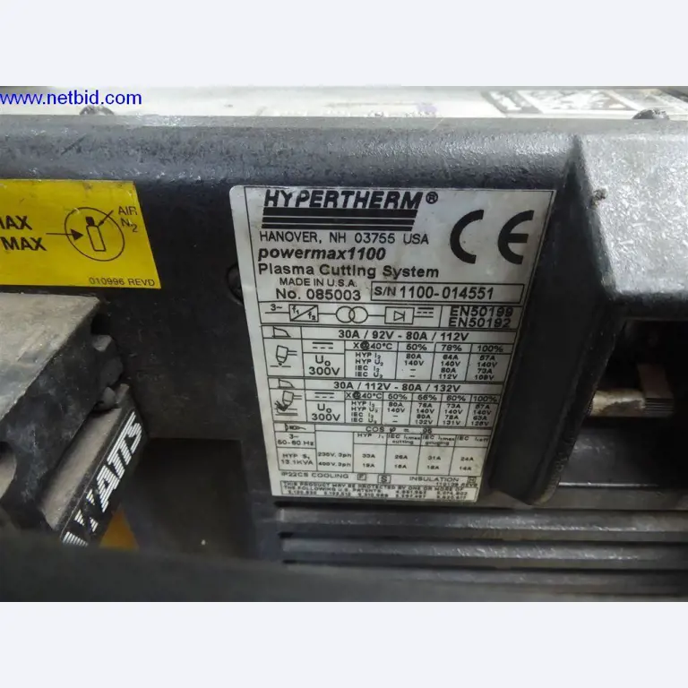 Equipamento operacional e de escritório (construção em aço e metal)-2