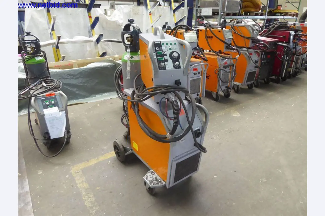 Equipamento operacional e de escritório (construção em aço e metal)-1