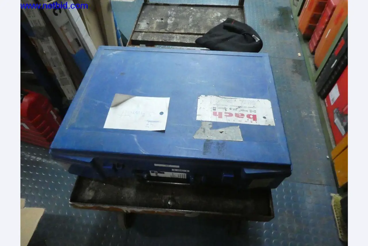 Equipos operativos y de oficina (construcción metálica y de acero)-2