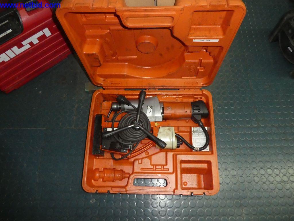 Equipamento operacional e de escritório (construção em aço e metal)-1