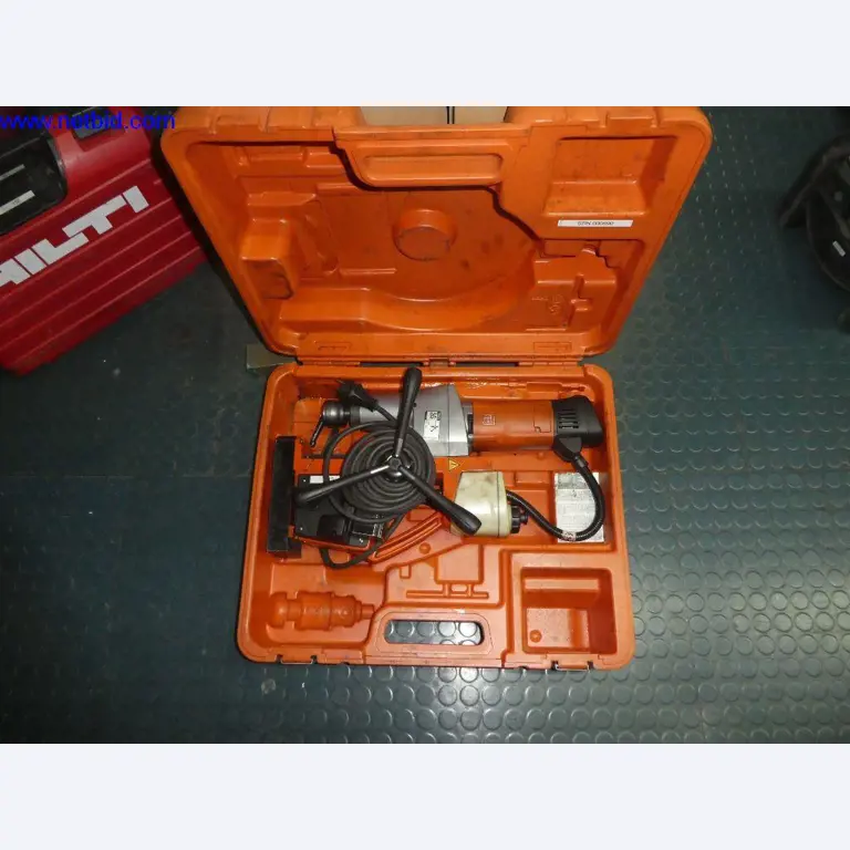 Equipamento operacional e de escritório (construção em aço e metal)-1