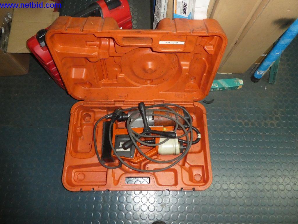 Equipamento operacional e de escritório (construção em aço e metal)-4