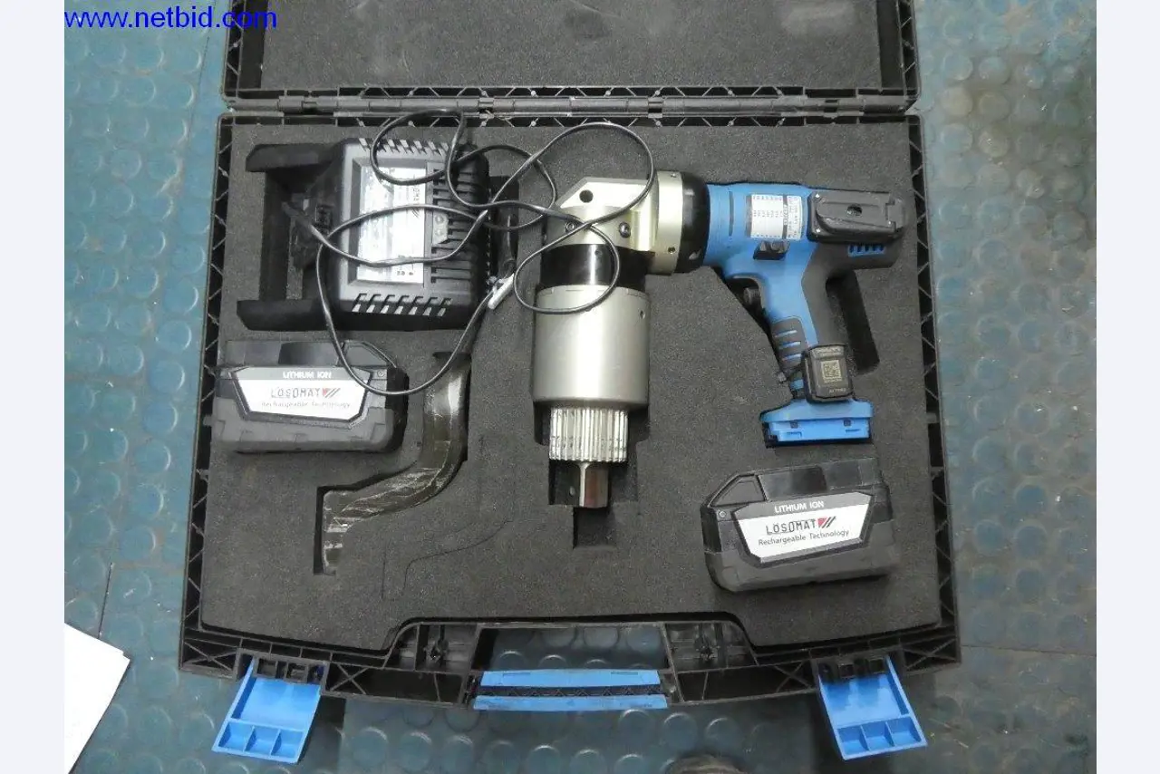 Equipamento operacional e de escritório (construção em aço e metal)-1