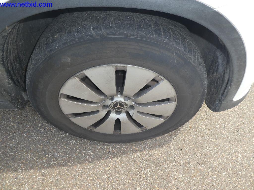 Provozní a kancelářské vybavení (ocelové a kovové konstrukce)-11