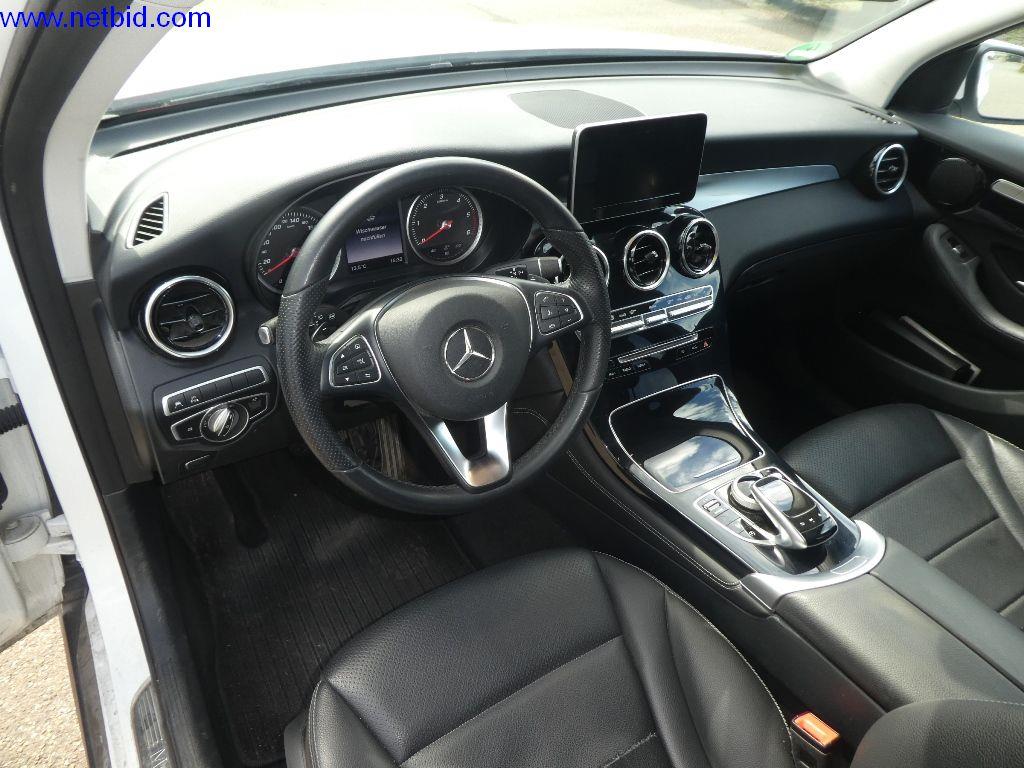 Provozní a kancelářské vybavení (ocelové a kovové konstrukce)-17