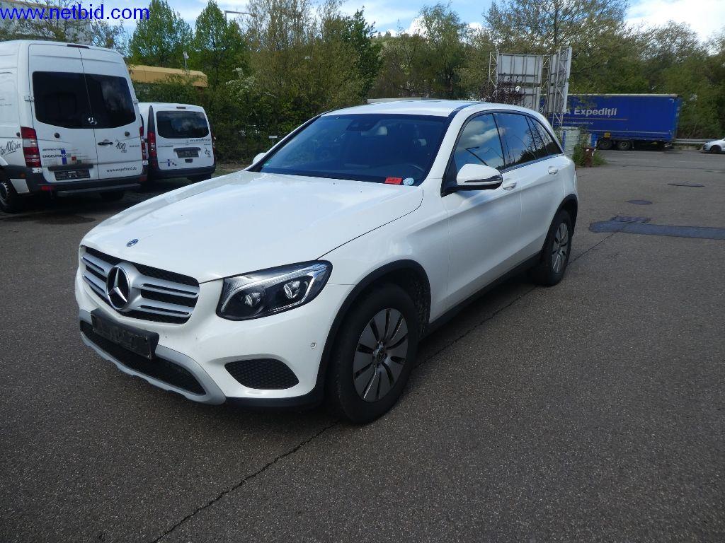 Provozní a kancelářské vybavení (ocelové a kovové konstrukce)-1