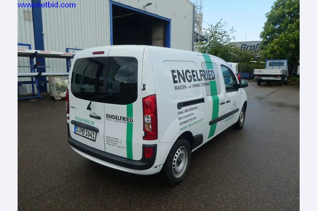 Equipamento operacional e de escritório (construção em aço e metal)-11