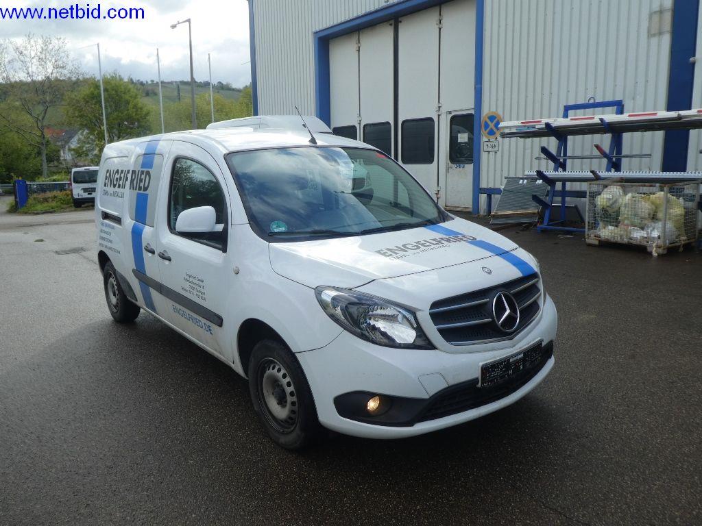 Sprzęt operacyjny i biurowy (konstrukcja stalowa i metalowa)-2