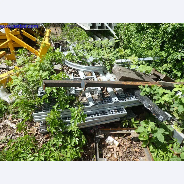Equipamento operacional e de escritório (construção em aço e metal)-8