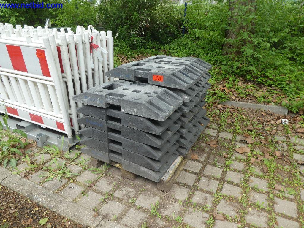 Equipamento operacional e de escritório (construção em aço e metal)-2