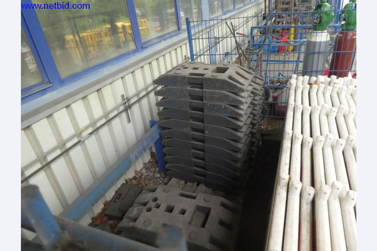 Equipamento operacional e de escritório (construção em aço e metal)-3