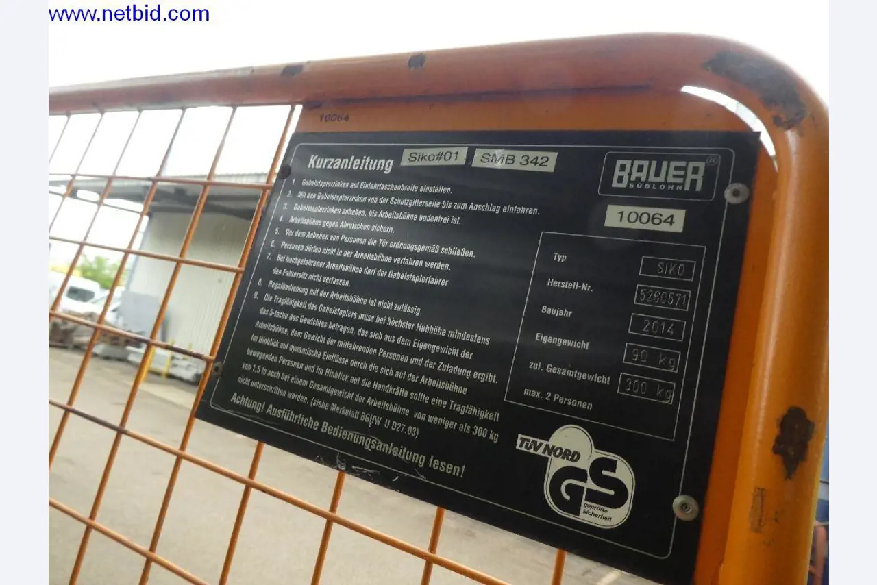 Equipamento operacional e de escritório (construção em aço e metal)-3