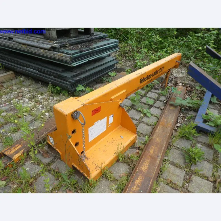 Equipamento operacional e de escritório (construção em aço e metal)-1