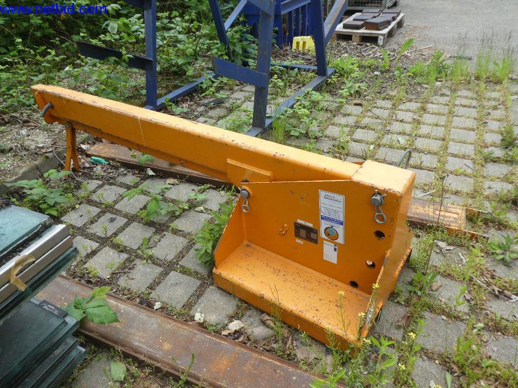 Equipamento operacional e de escritório (construção em aço e metal)-2