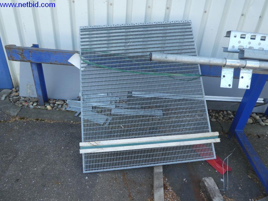 Sprzęt operacyjny i biurowy (konstrukcja stalowa i metalowa)-18