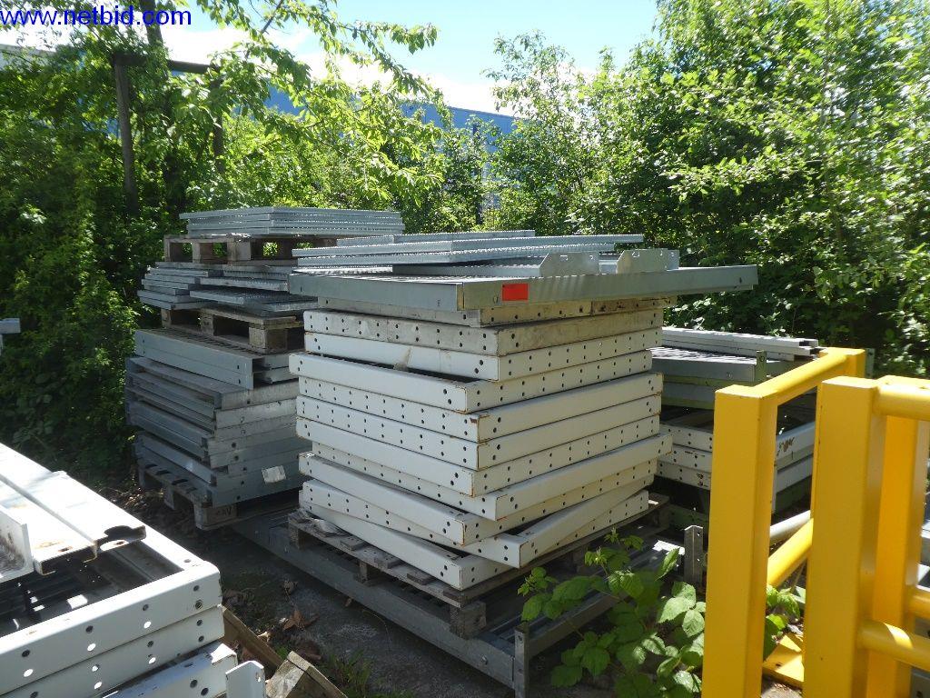 Sprzęt operacyjny i biurowy (konstrukcja stalowa i metalowa)-6