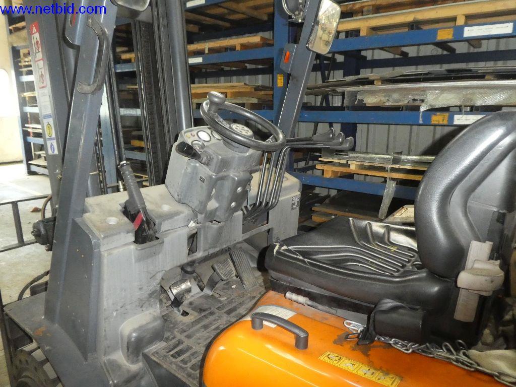 Sprzęt operacyjny i biurowy (konstrukcja stalowa i metalowa)-3