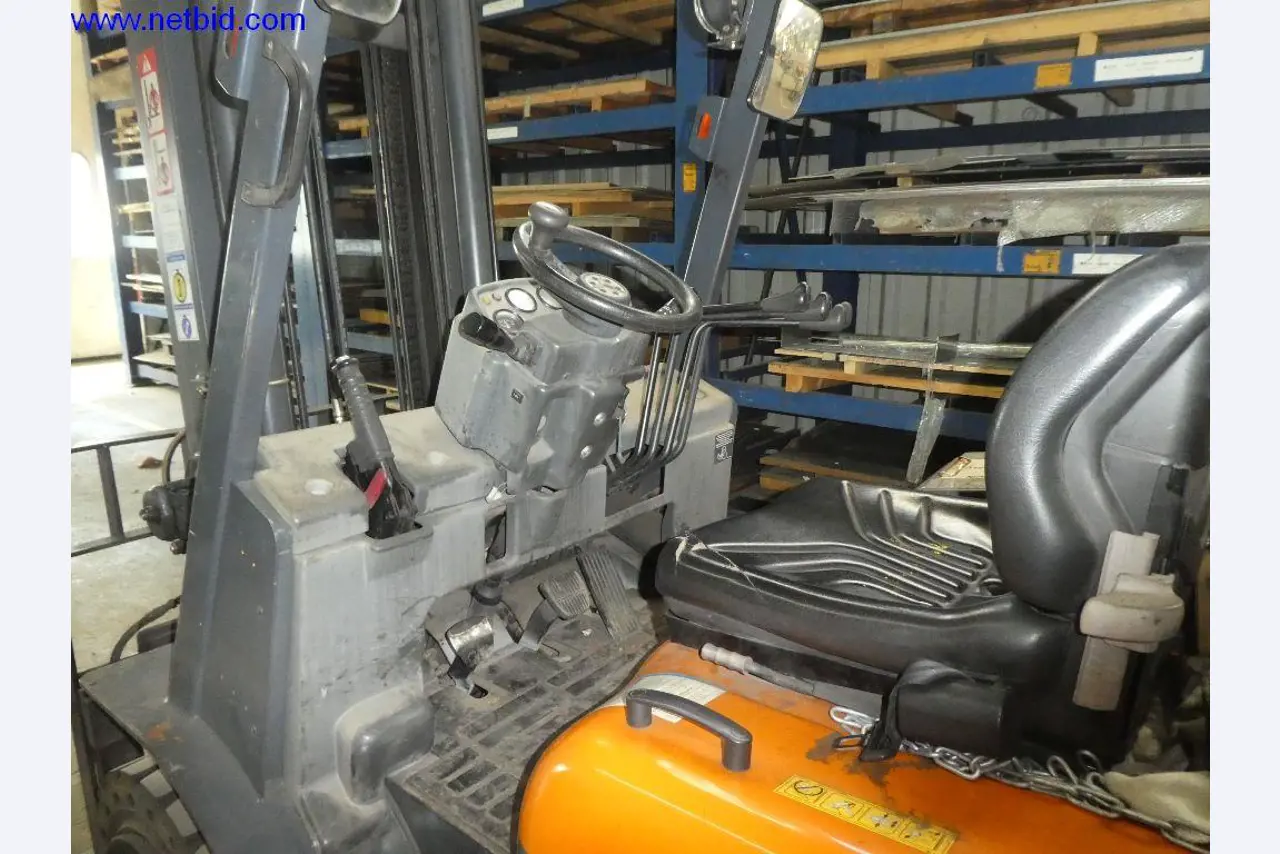 Equipamento operacional e de escritório (construção em aço e metal)-3