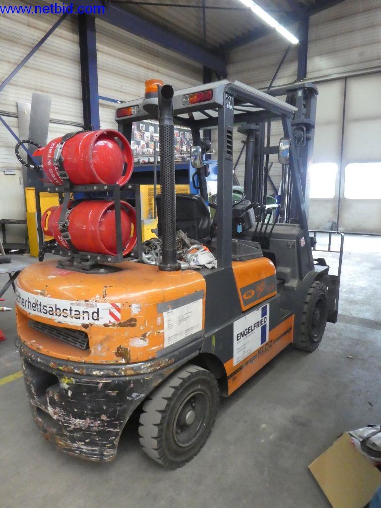 Sprzęt operacyjny i biurowy (konstrukcja stalowa i metalowa)-5