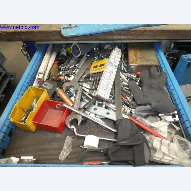 Equipamento operacional e de escritório (construção em aço e metal)-8
