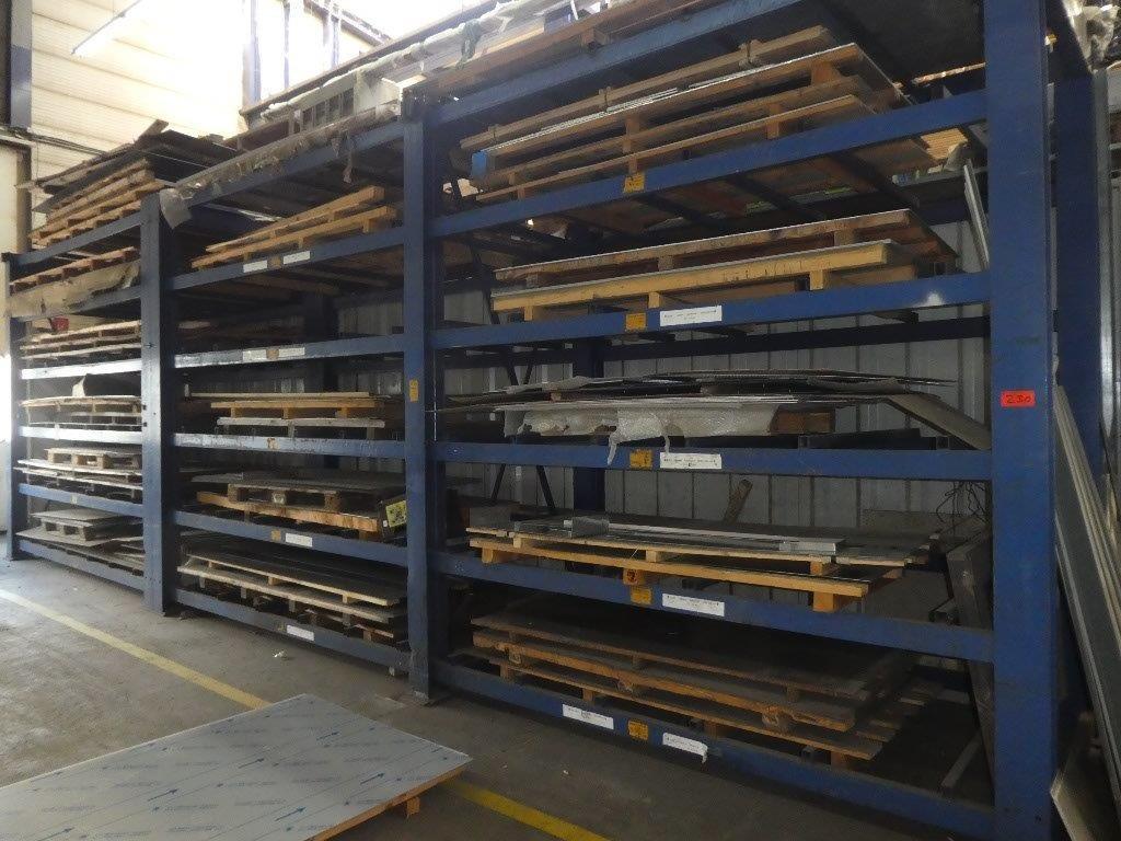 Matériel d'exploitation et de bureau (construction métallique et acier)-12