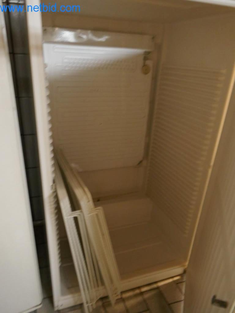 Dobro vzdrževani stroji iz pekarne-2