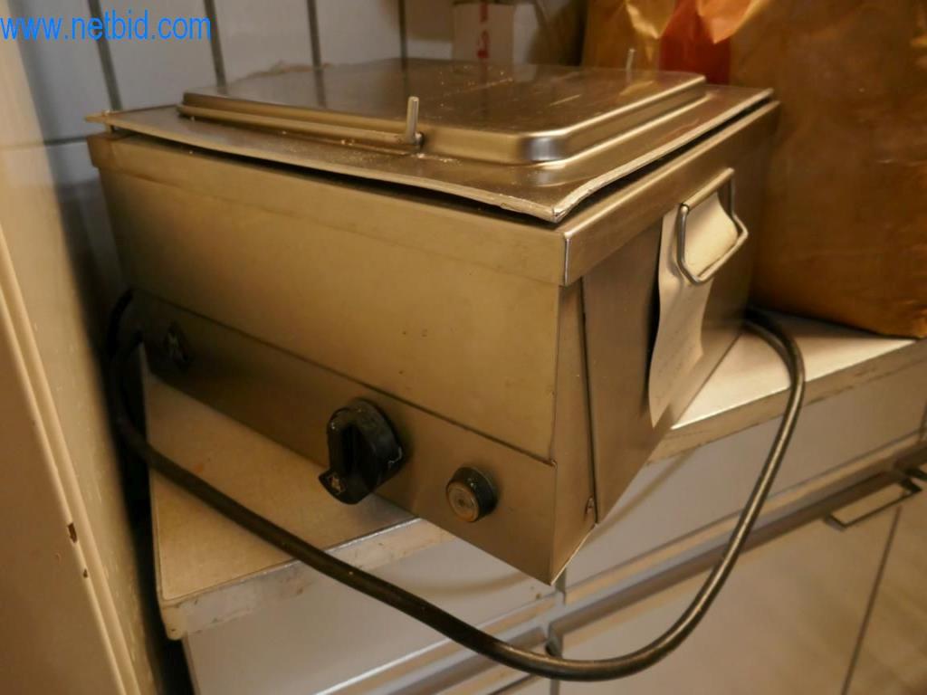 Dobro vzdrževani stroji iz pekarne-1