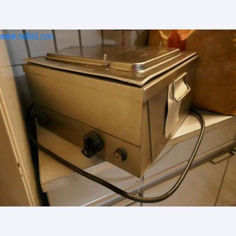 Gepflegte Maschinen aus einer Bäckerei-1