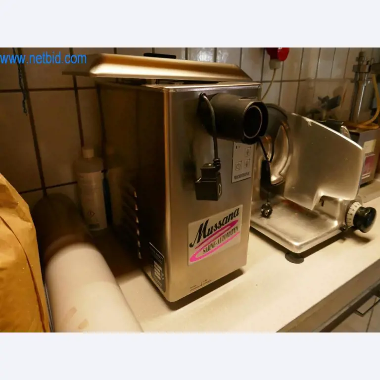 Gepflegte Maschinen aus einer Bäckerei-2