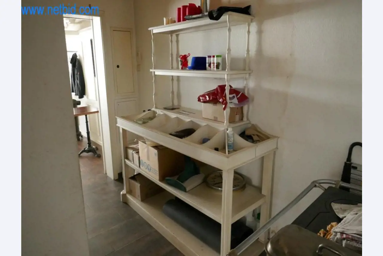 Goed onderhouden machines van een bakkerij-8