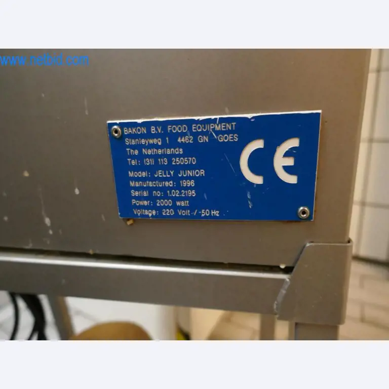 Gepflegte Maschinen aus einer Bäckerei-2