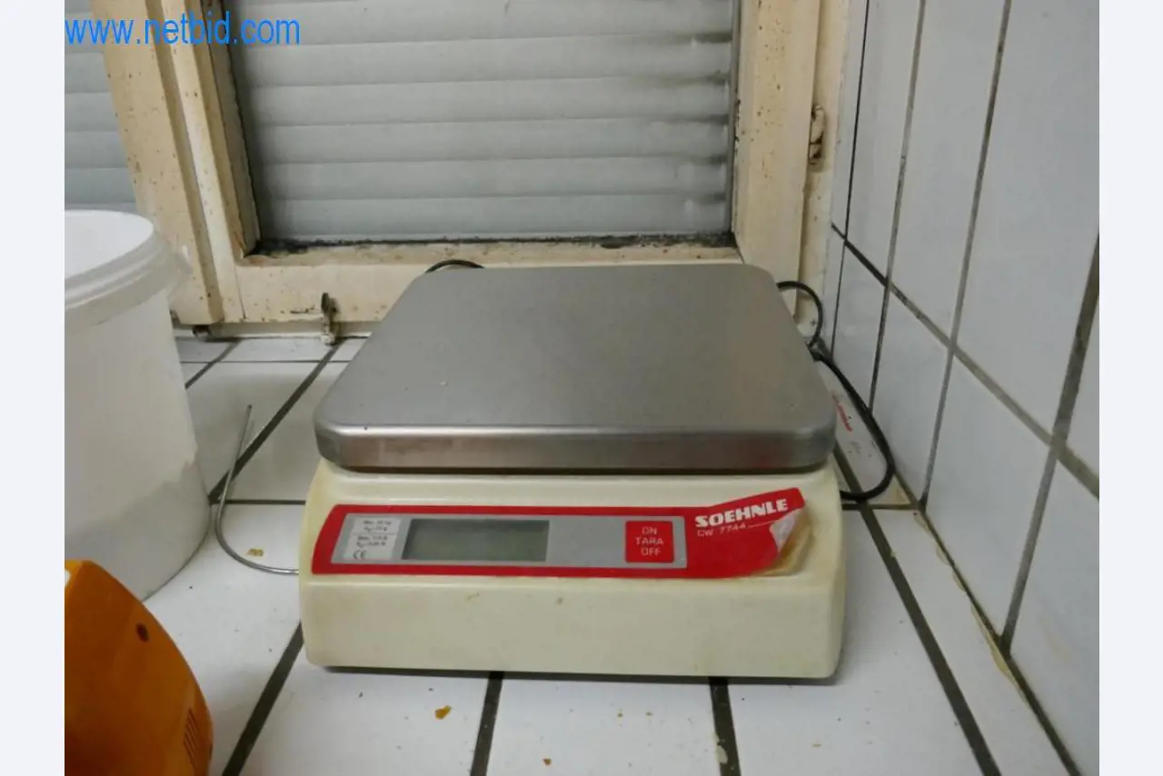 Gepflegte Maschinen aus einer Bäckerei-1