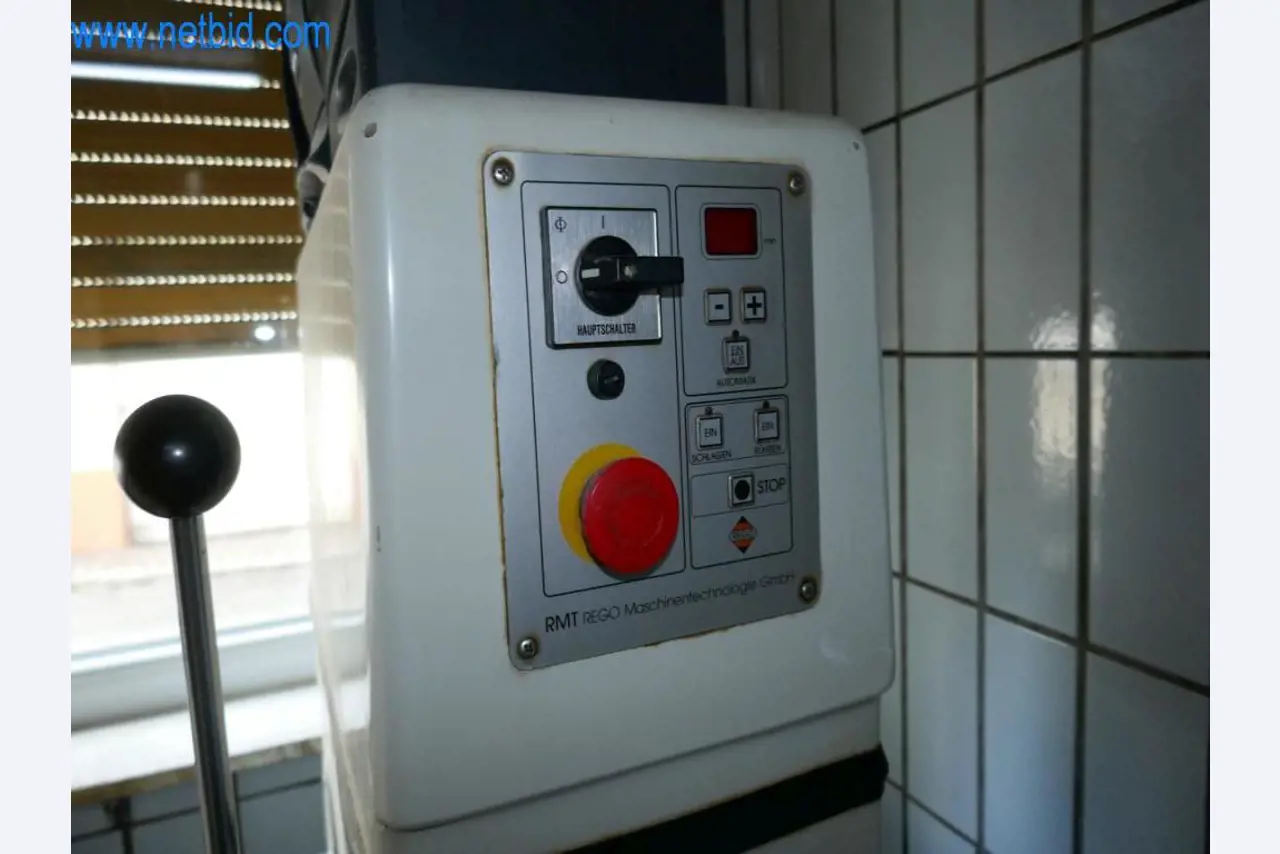 Gepflegte Maschinen aus einer Bäckerei-2