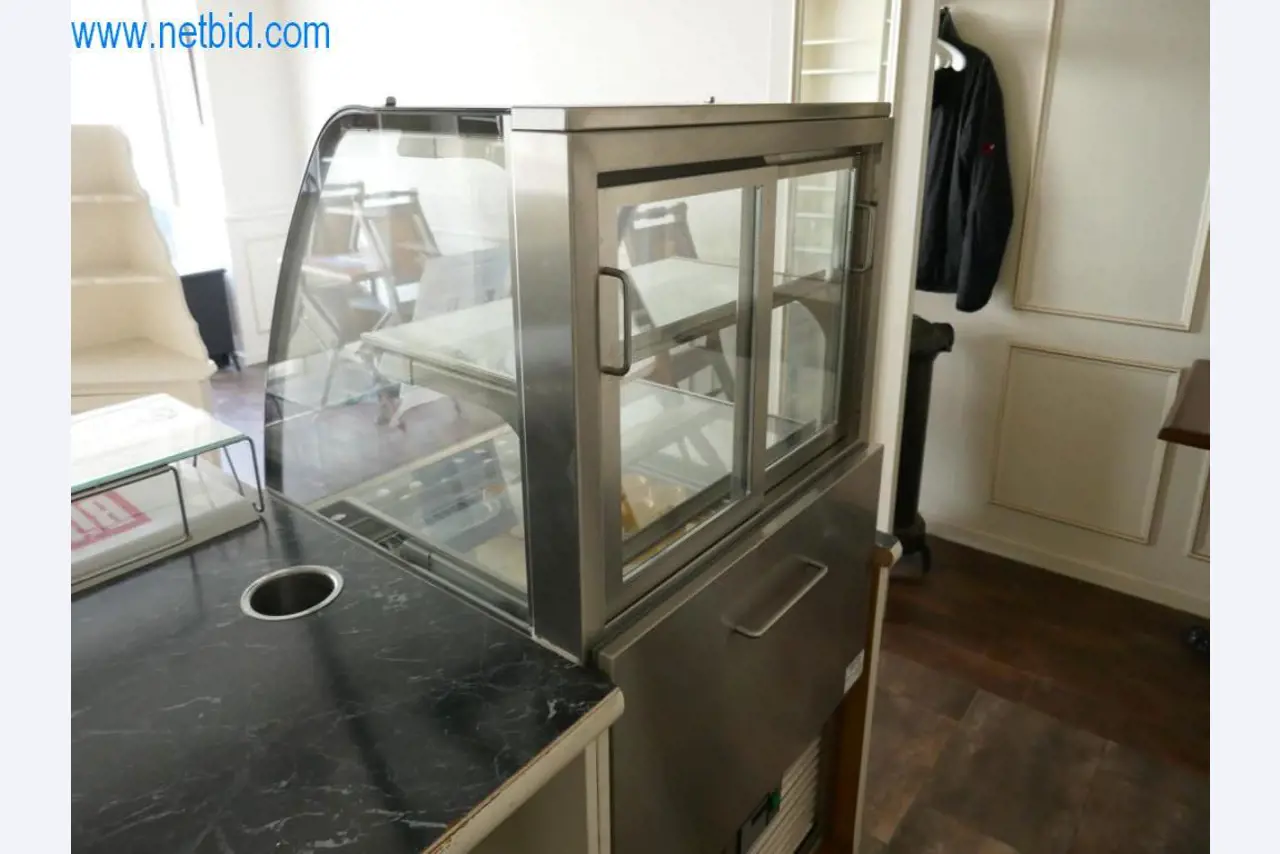 Goed onderhouden machines van een bakkerij-3