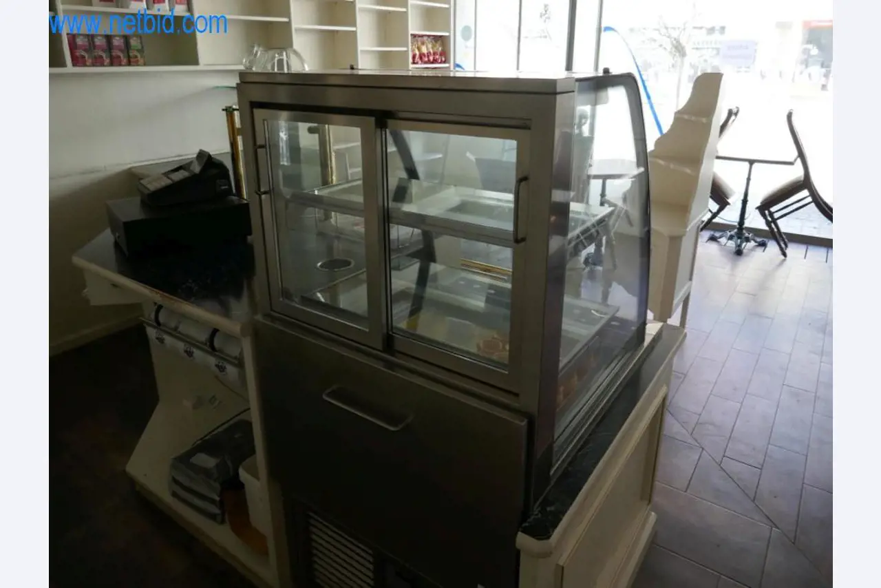 Goed onderhouden machines van een bakkerij-4