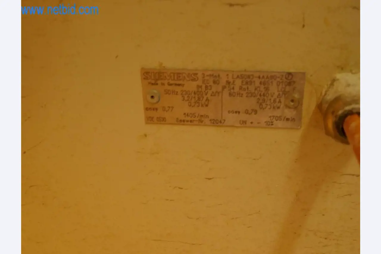 Gepflegte Maschinen aus einer Bäckerei-4