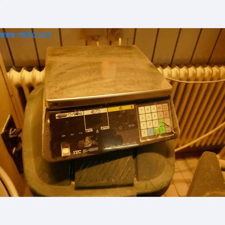 Gepflegte Maschinen aus einer Bäckerei-1