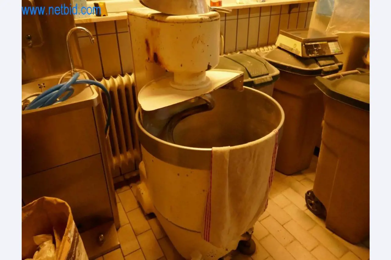 Gepflegte Maschinen aus einer Bäckerei-2