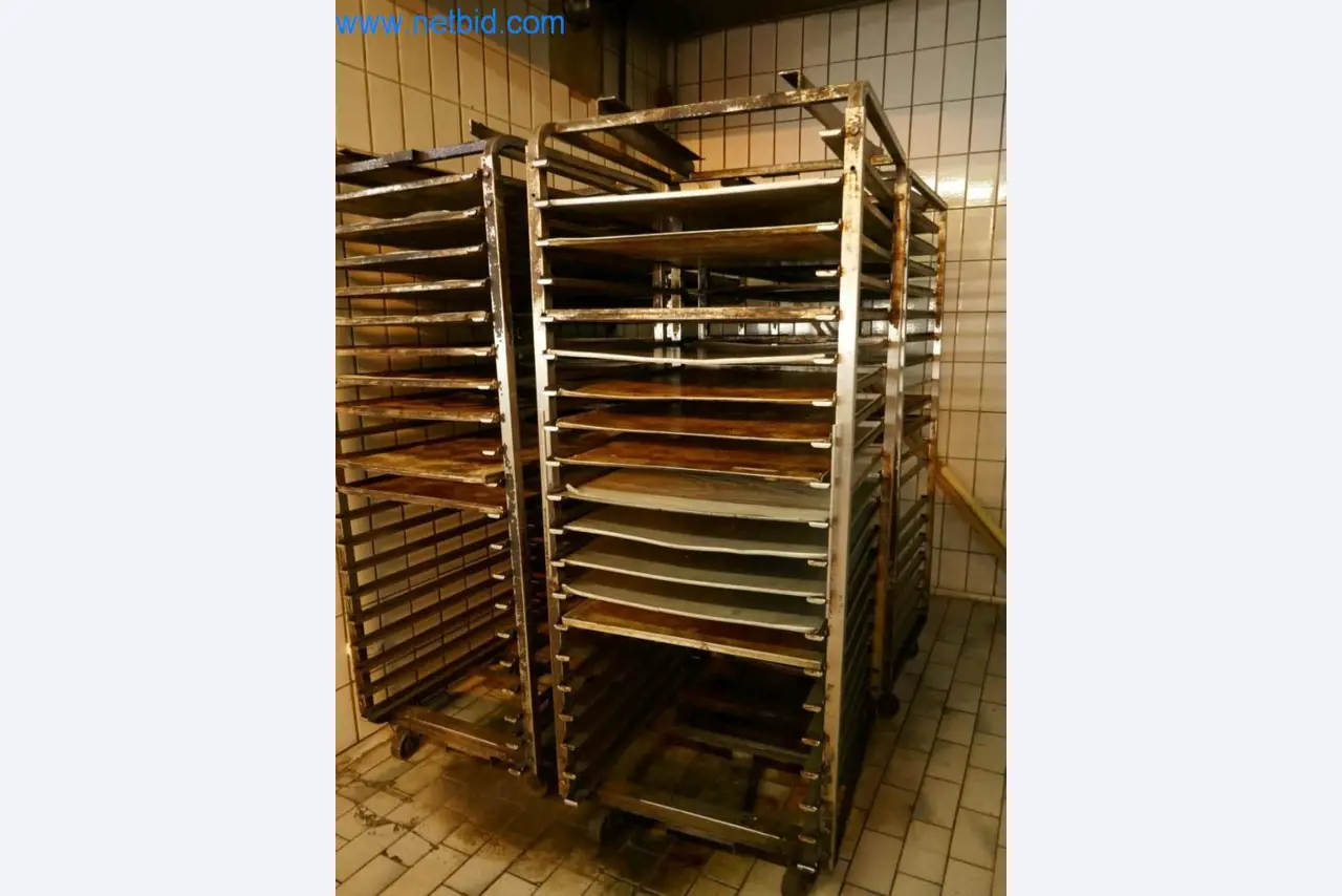 Gepflegte Maschinen aus einer Bäckerei-2