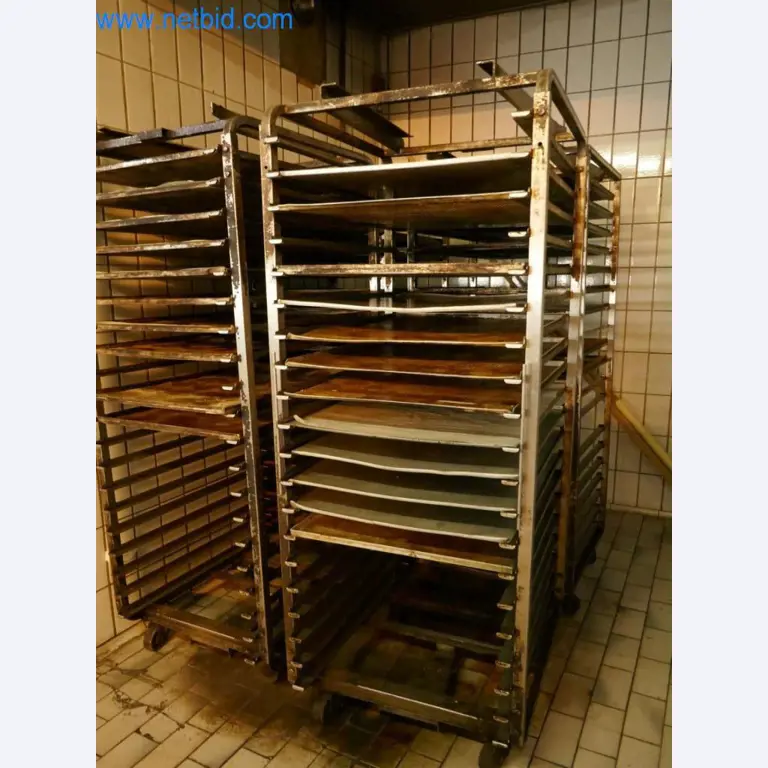 Gepflegte Maschinen aus einer Bäckerei-2