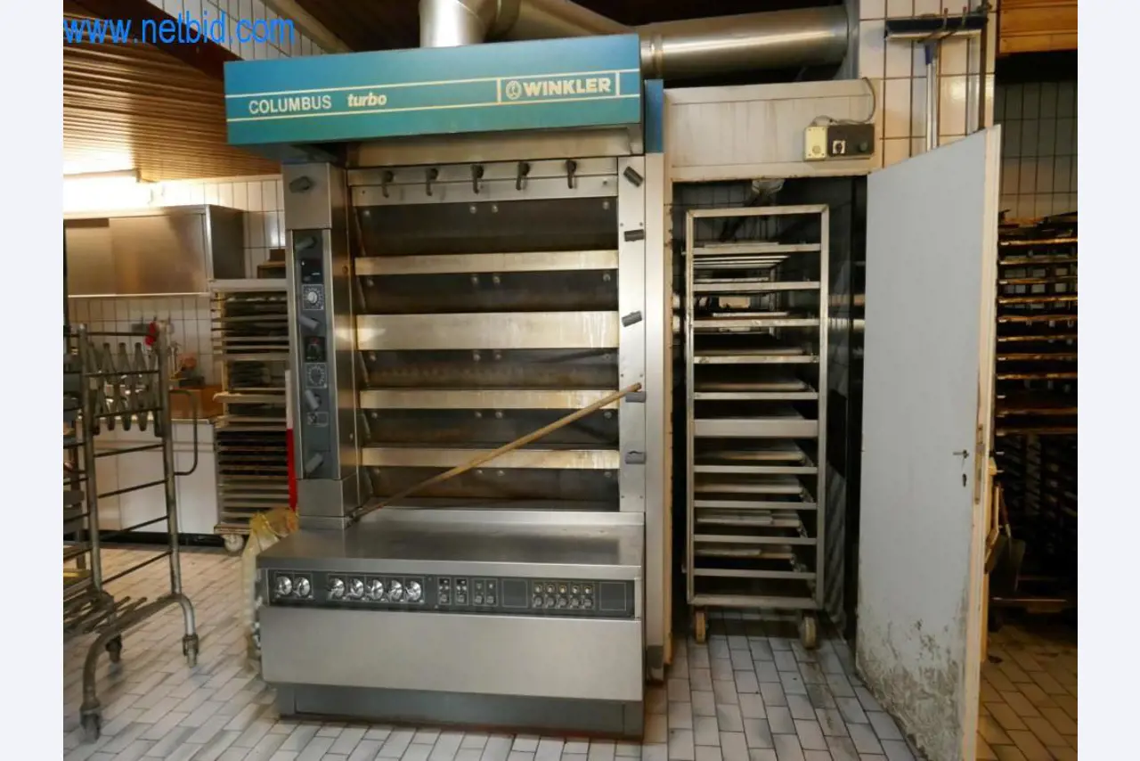 Gepflegte Maschinen aus einer Bäckerei-1