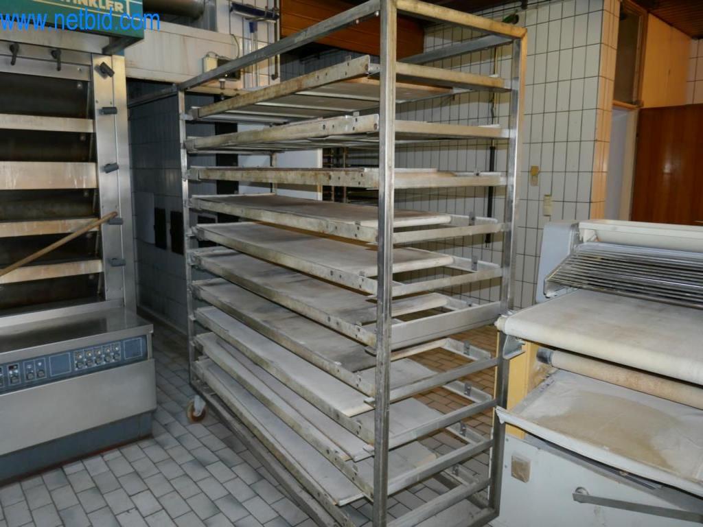 Dobro vzdrževani stroji iz pekarne-9