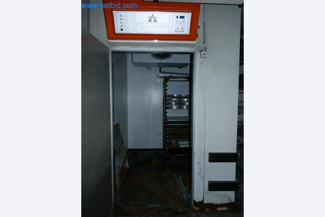 Gepflegte Maschinen aus einer Bäckerei-1