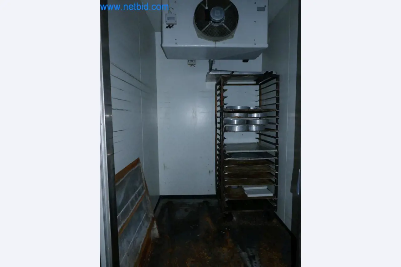 Gepflegte Maschinen aus einer Bäckerei-2