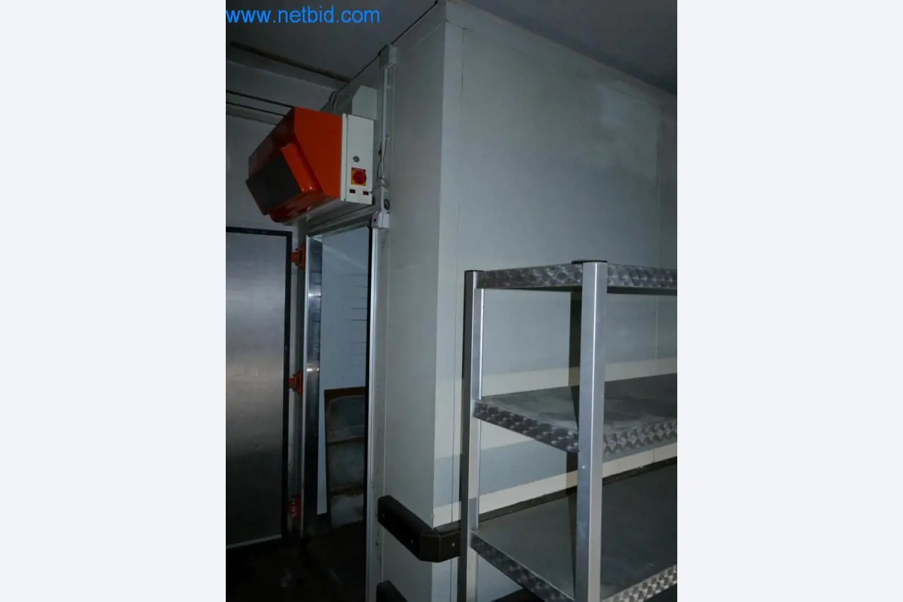 Gepflegte Maschinen aus einer Bäckerei-3