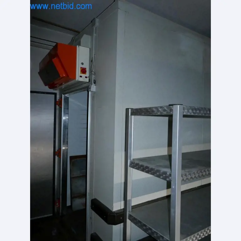 Gepflegte Maschinen aus einer Bäckerei-3