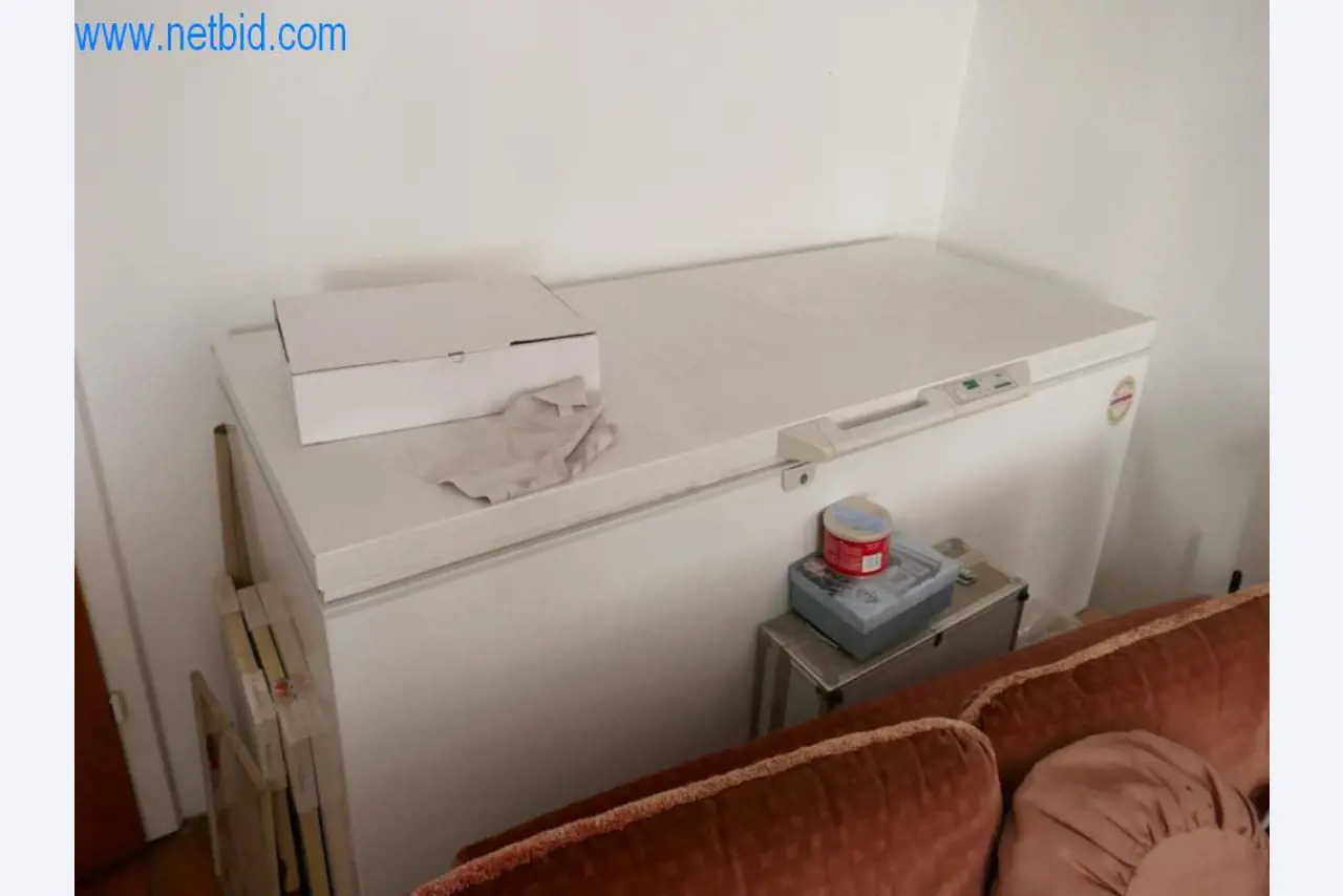 Gepflegte Maschinen aus einer Bäckerei-1