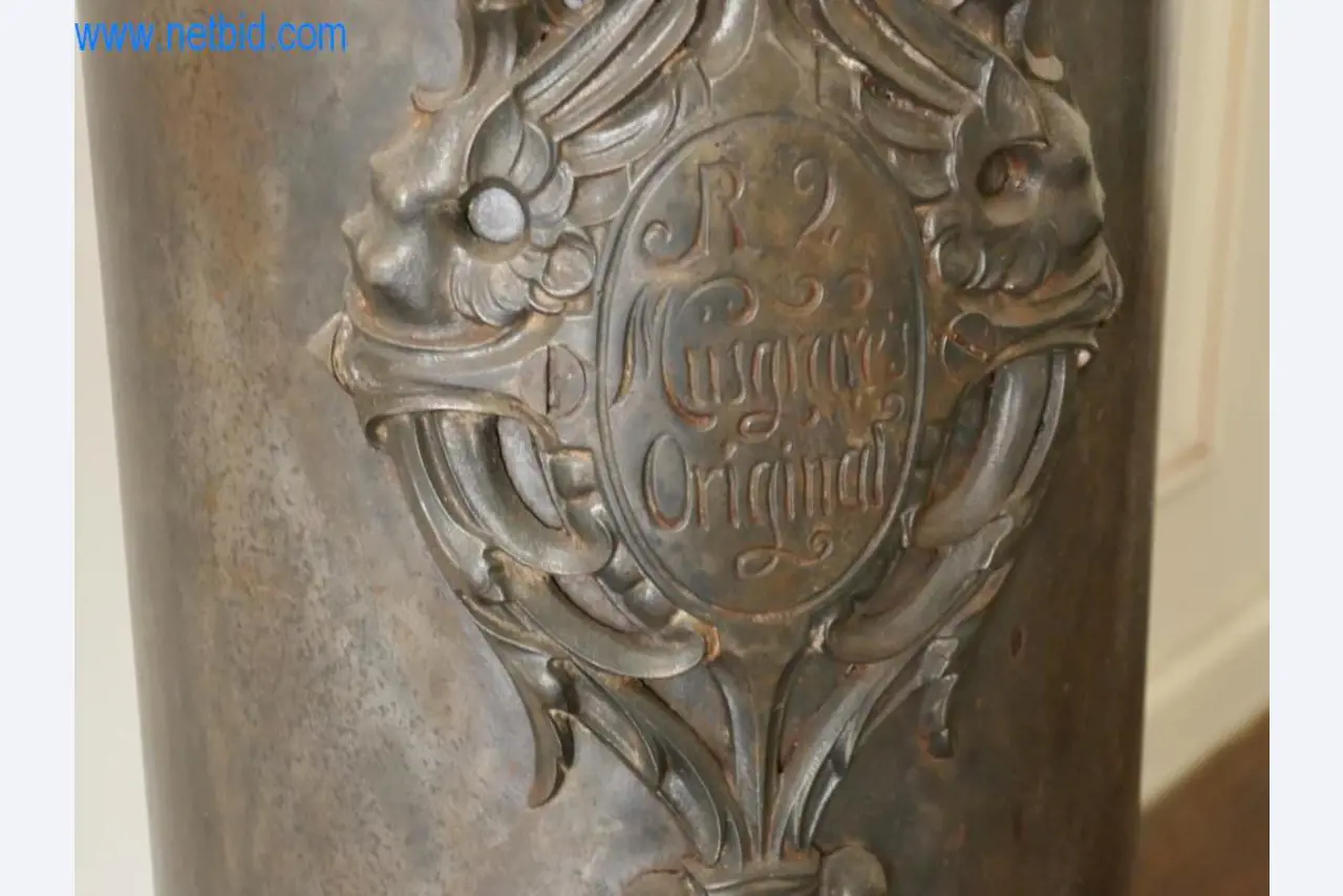 Máquinas bem conservadas de uma padaria-2