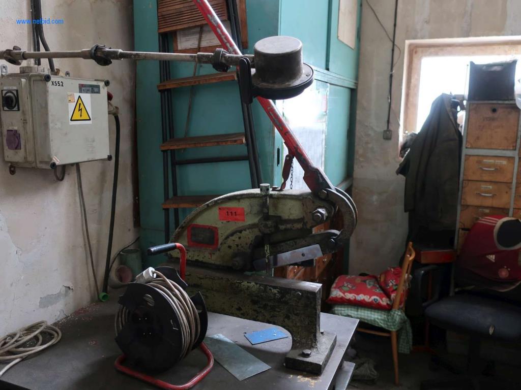 Závody a stroje z oblasti výroby oceli, kování, tepelného zpracování, velké cásti obrábení a periférií-3