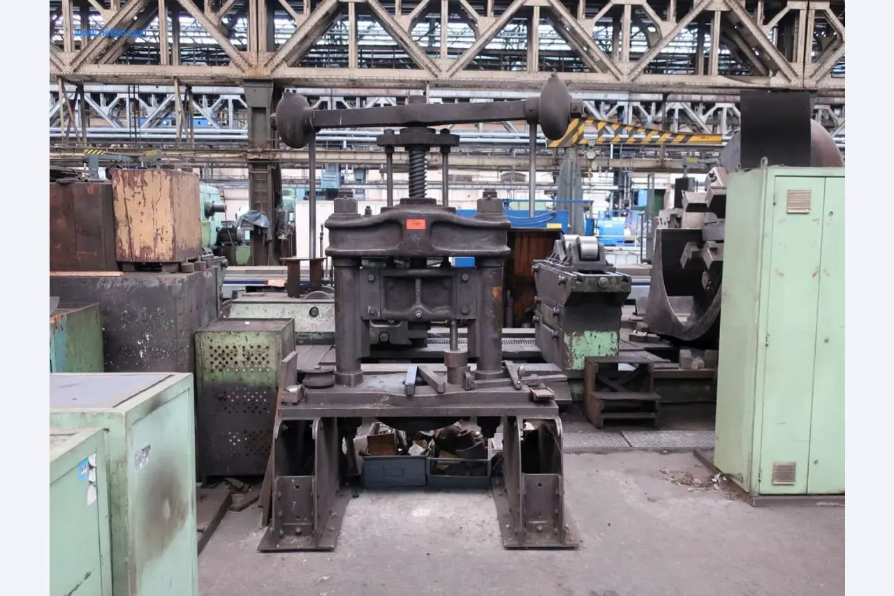 Závody a stroje z oblasti výroby oceli, kování, tepelného zpracování, velké cásti obrábení a periférií-1